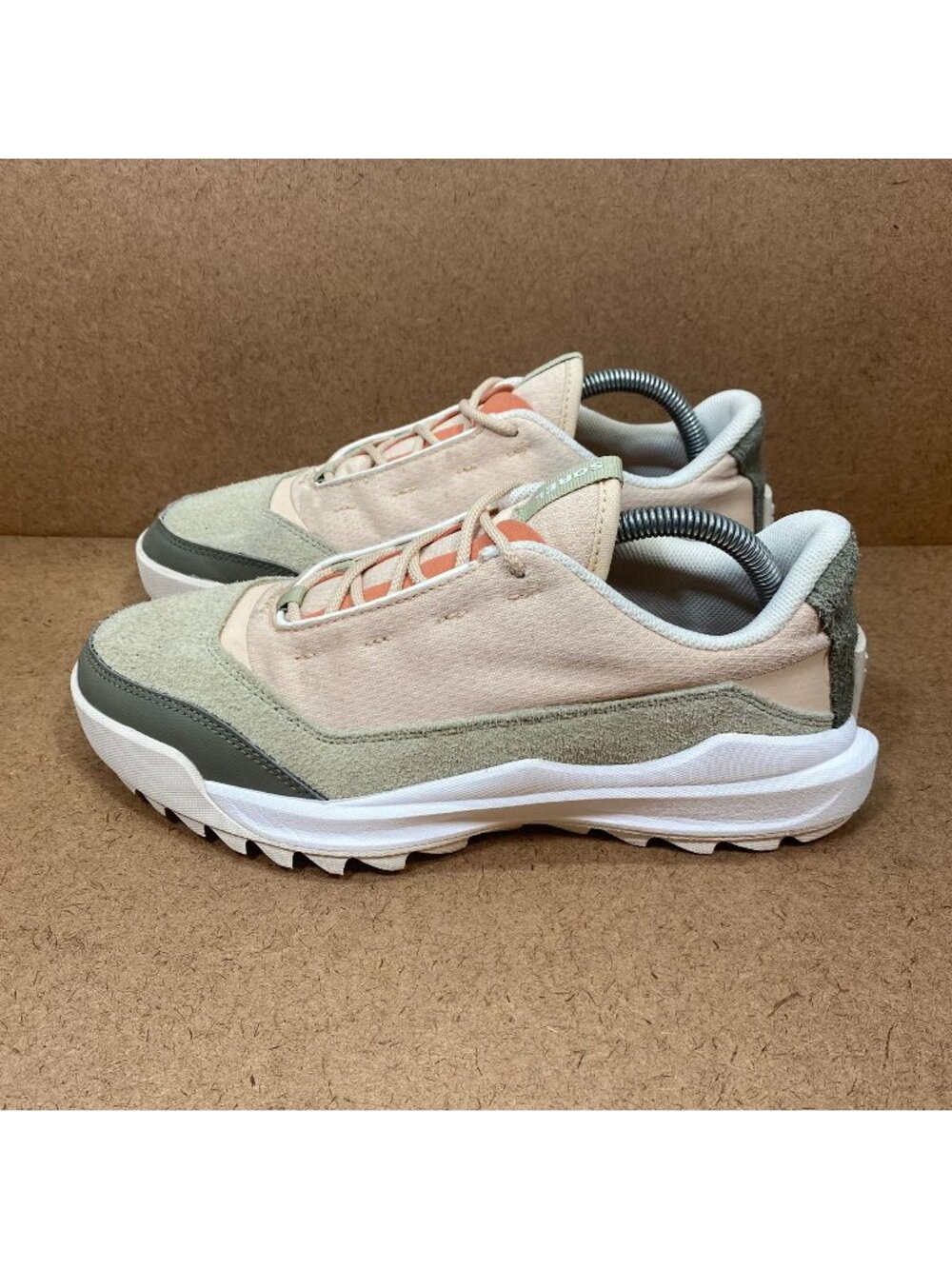 Sorel Ona 718 Low Womens Sneakers SZ10 Nova Sand/Paradox Suede Casual Sneakers